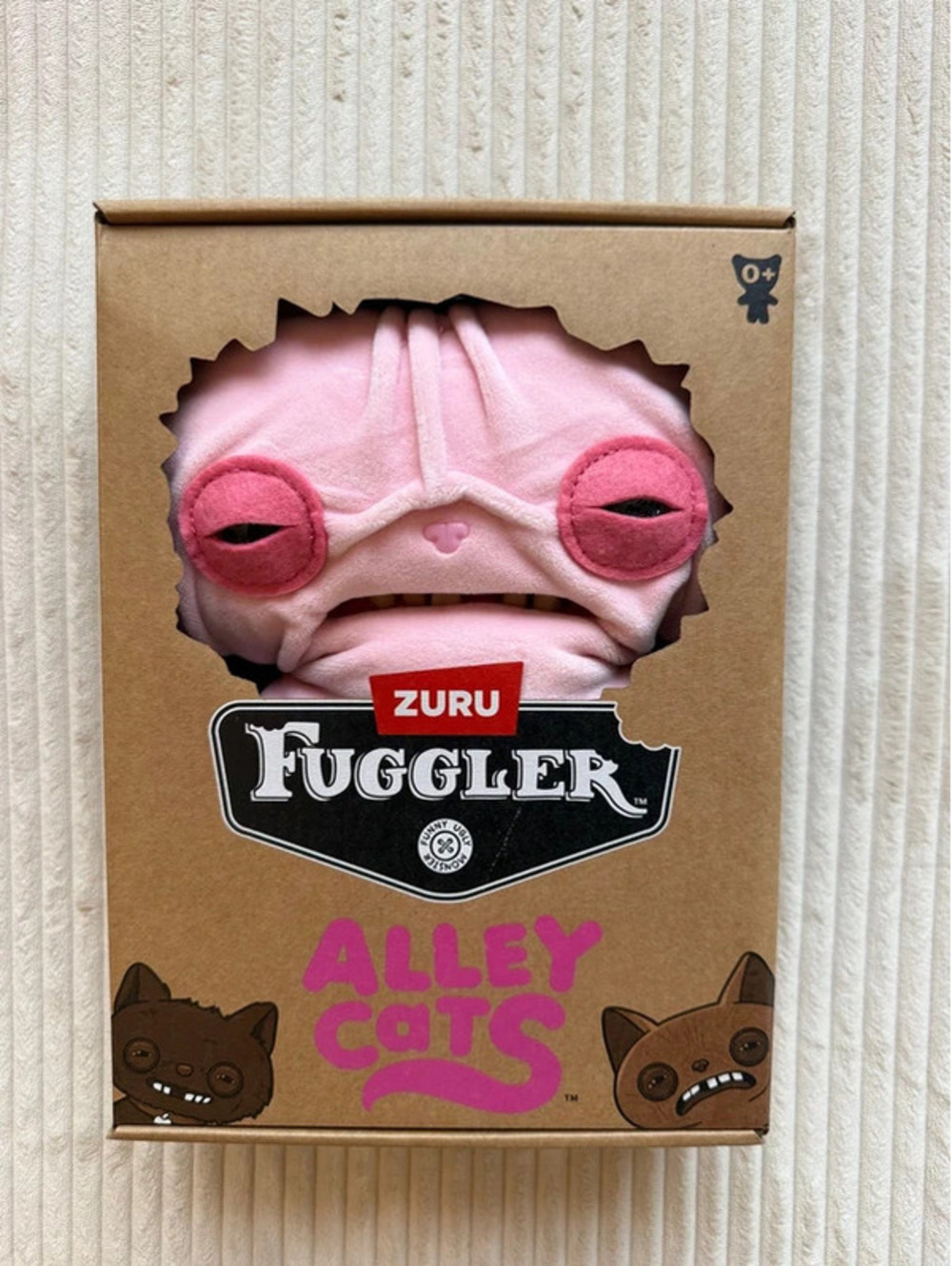 Zuru Fuggler Alley Cats Wrinkles McStinkles 9" Plush